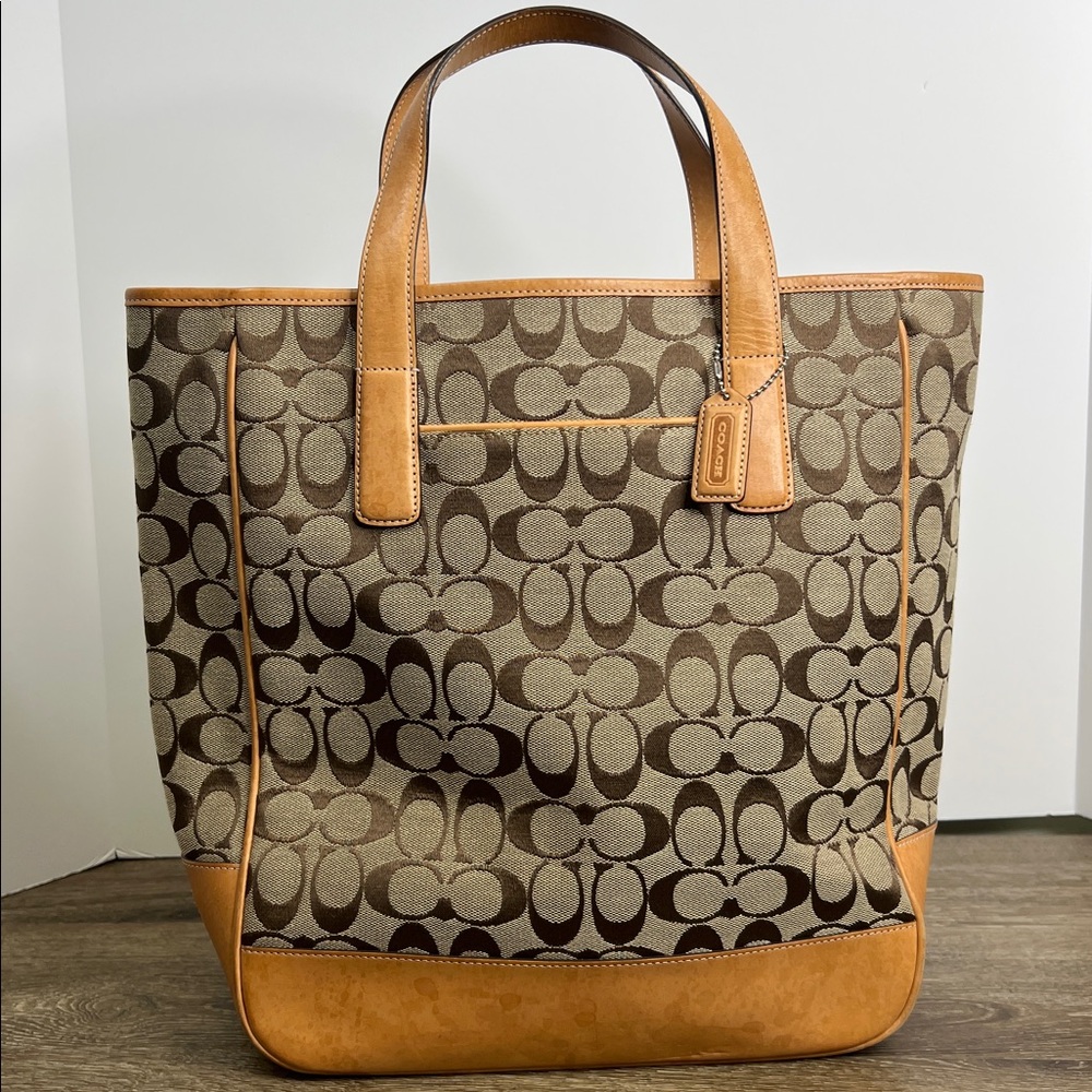 Coach “6093 Signature Gallery” Jacquard & Vachetta Leather Tote